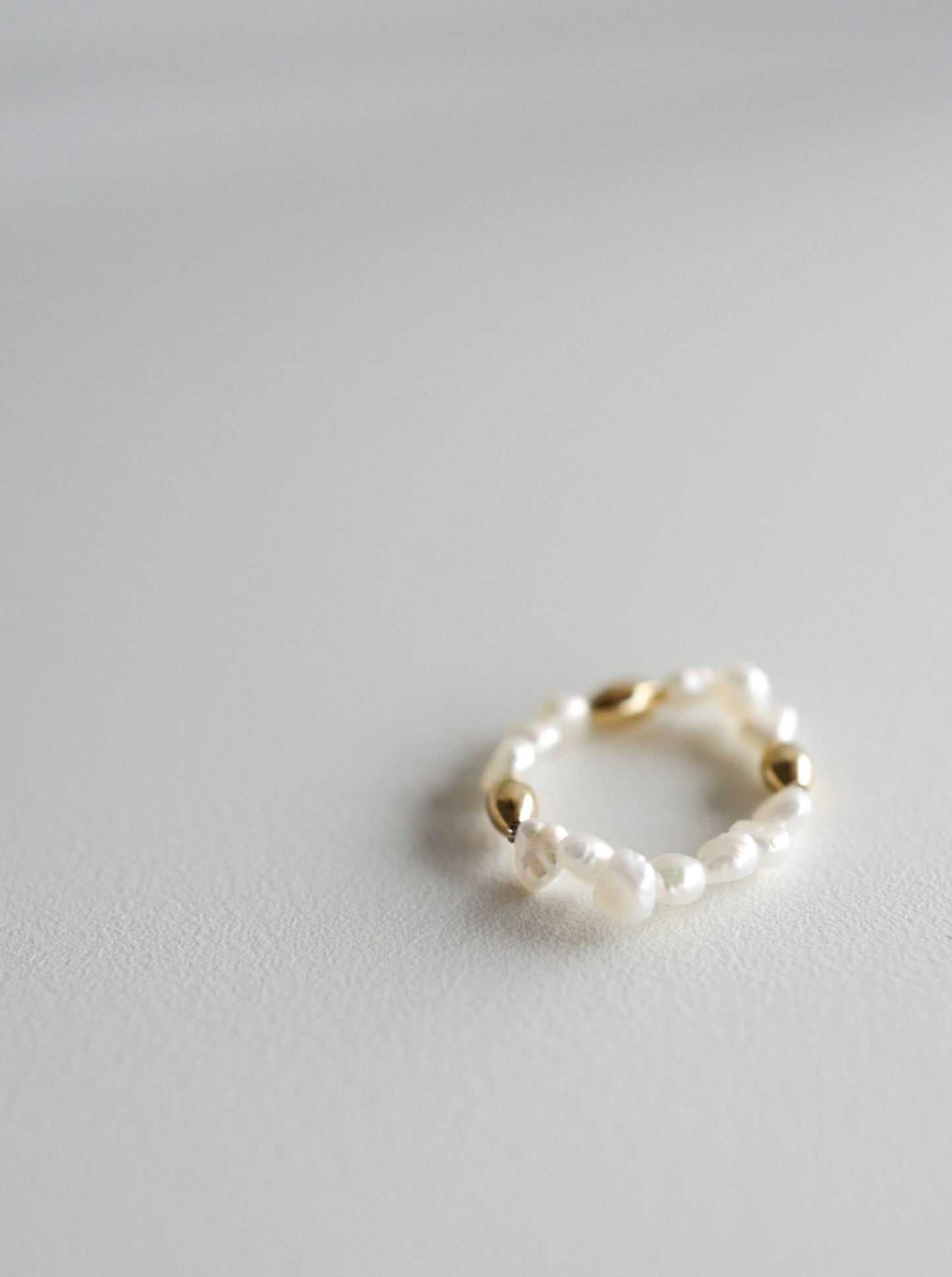 Ava Baroque Pearl and Gold Bead Elastic Ring - Private Glows