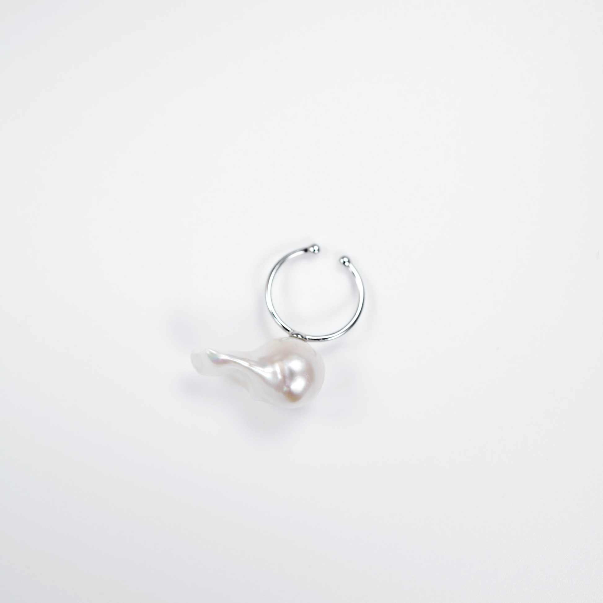 Elegance Baroque Pearl Ring - Private Glows