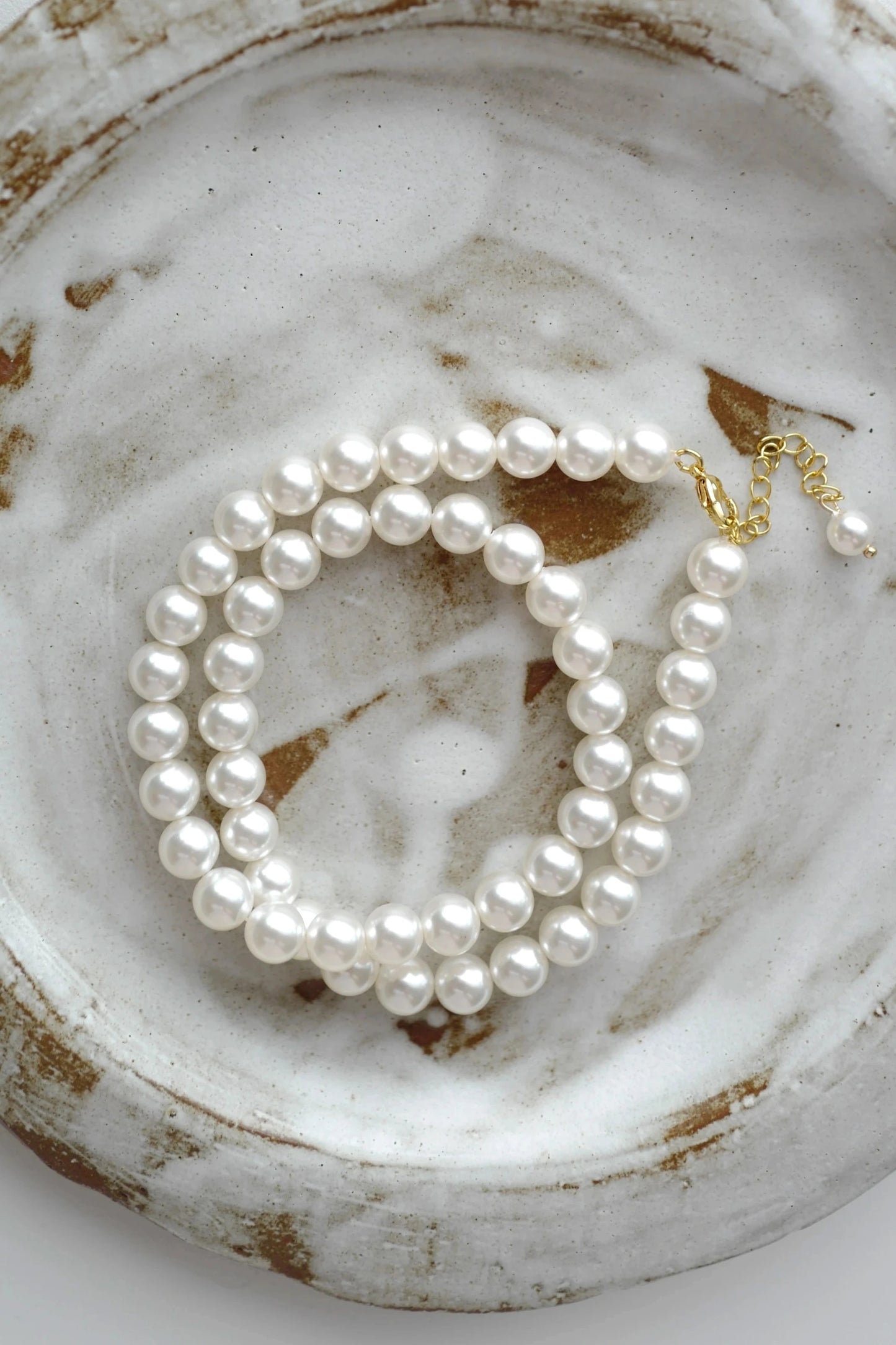 Mila Pearl Necklace – Classic Swarovski Pearl Necklace with 18k Gold-Plated Lobster Clasp