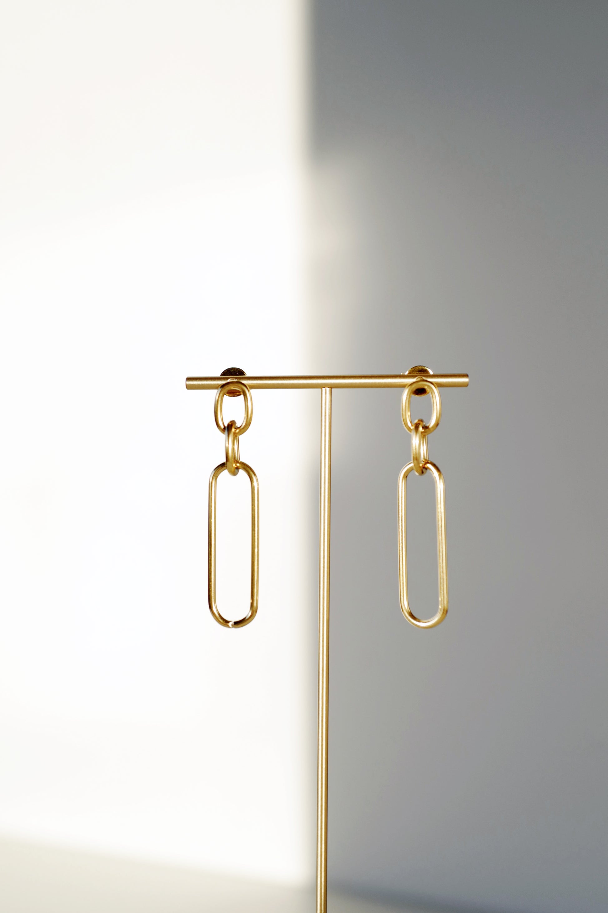 Minimalist Chain Link Earrings - Private Glows