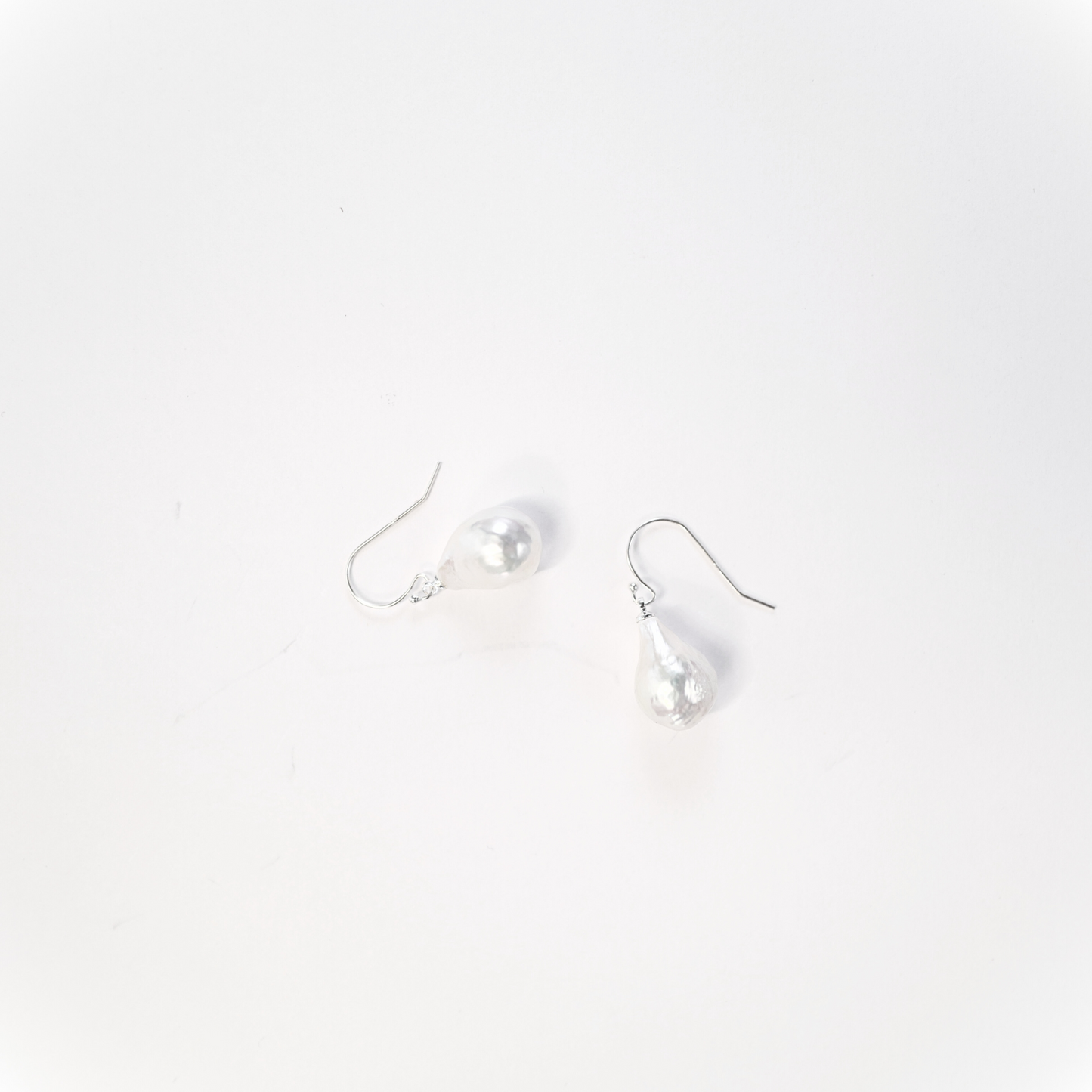 Natural Baroque Water Drop Pearl Earrings - Private Glows